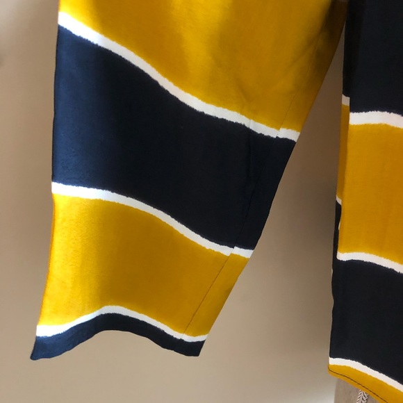 Zara Crop Blouse - Picture 3 of 5